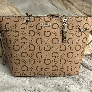 Guess bag